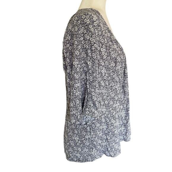 Faherty Amira Top Womens Navy Ditzy Floral M Bohemian Boho Peasant Granolagirl - Picture 4 of 10